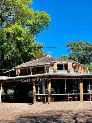 o_chale_casa_de_pedra